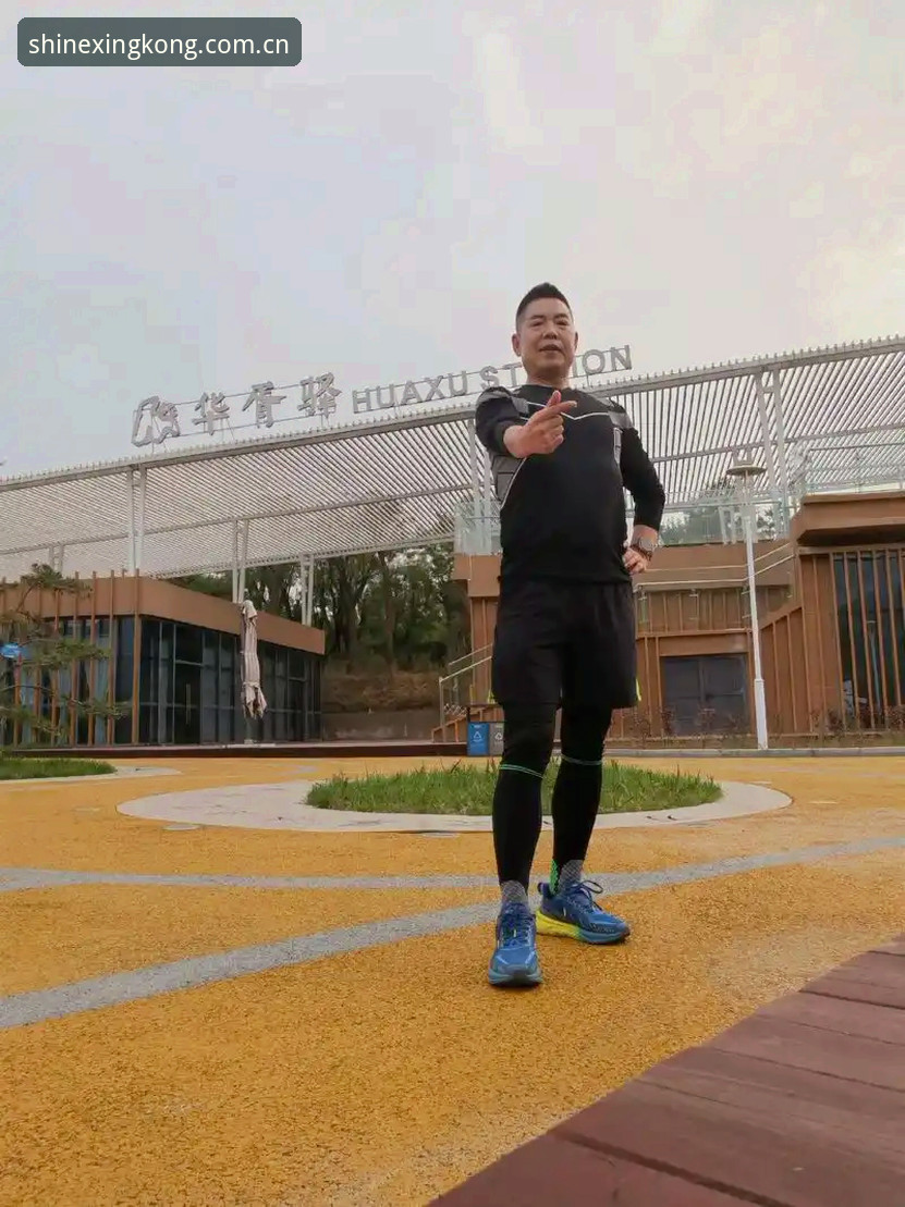 仰望即有光CN网页登录 5个关键选择:为什么“仰望即有光CN网页登录”正在改变运动爱好者的使用习惯